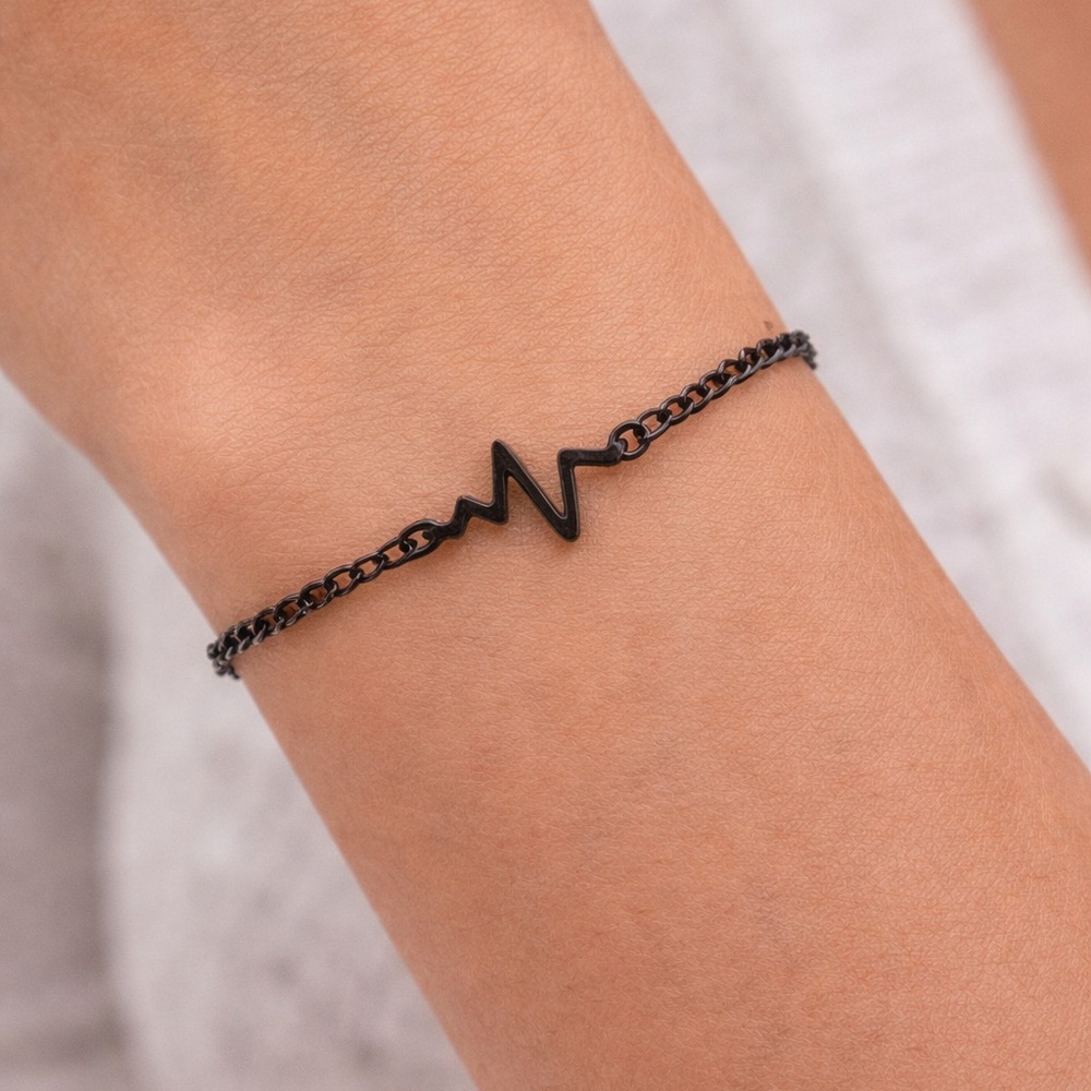 Brand New!! Heartbeat/EKG with heart rhythm bracelet